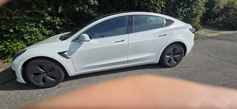 undefined Tesla Model 3 fra 2020