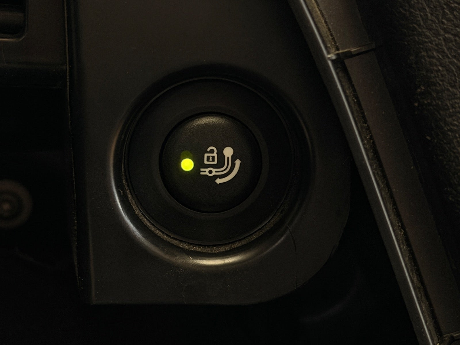 Grå BMW iX3 fra 2021