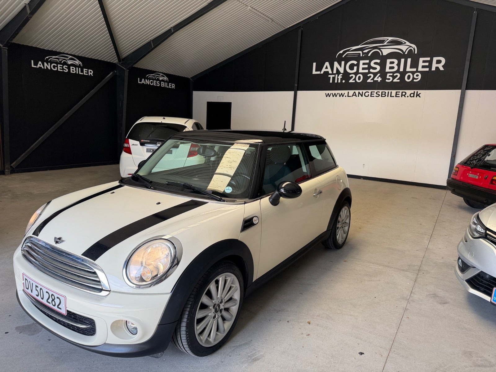 Beige Mini Cooper fra 2012