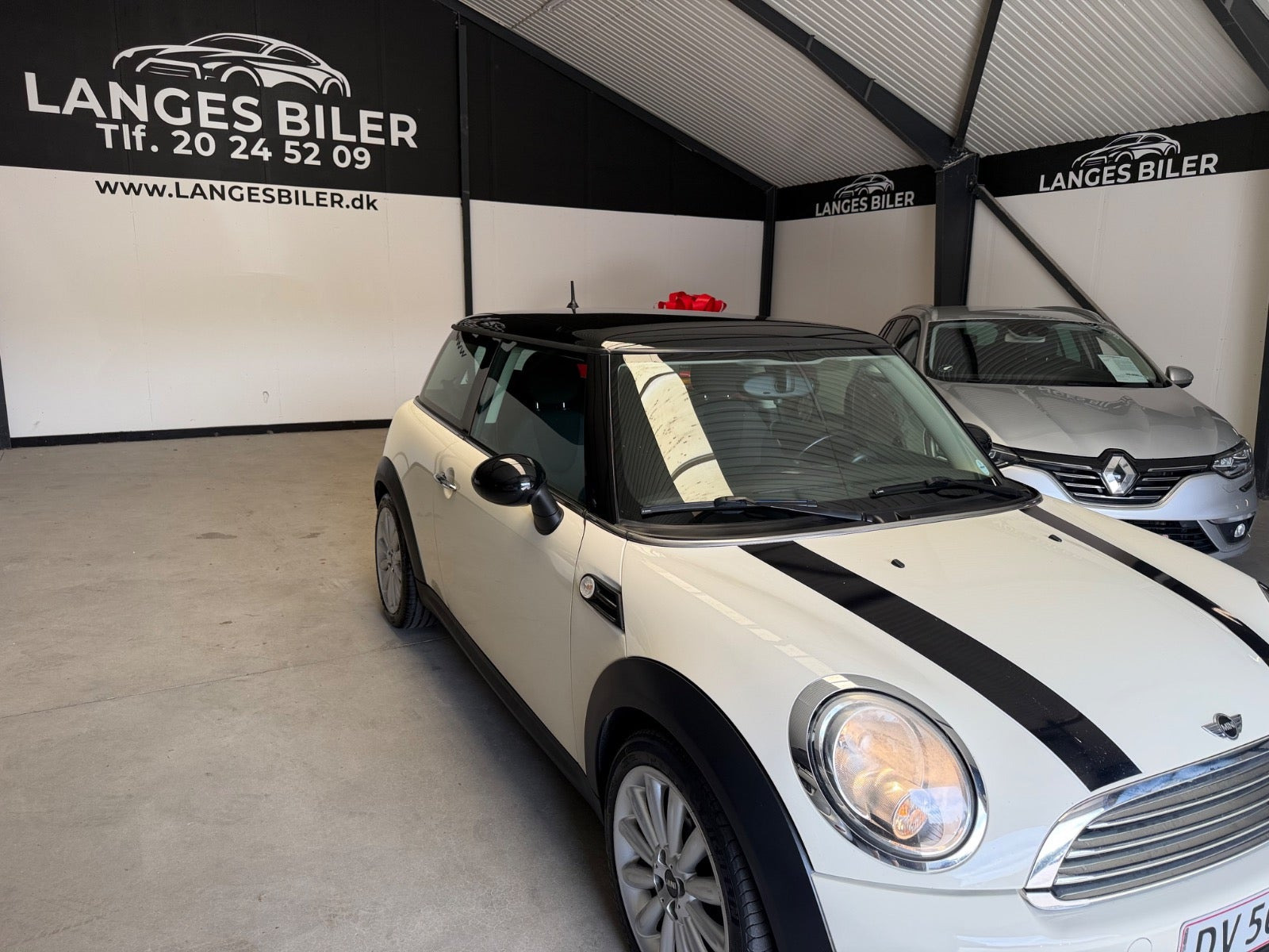Beige Mini Cooper fra 2012