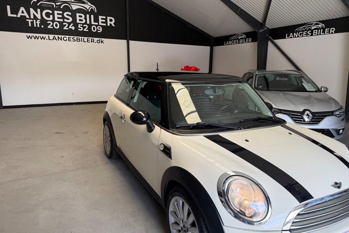 Beige Mini Cooper fra 2012