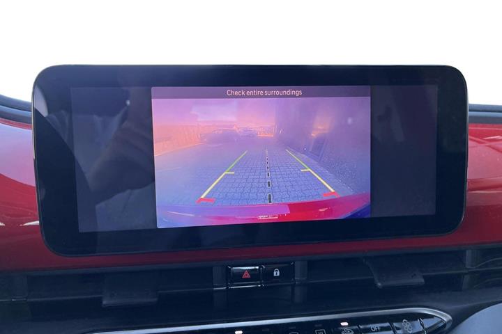Rød Fiat 500e fra 2023