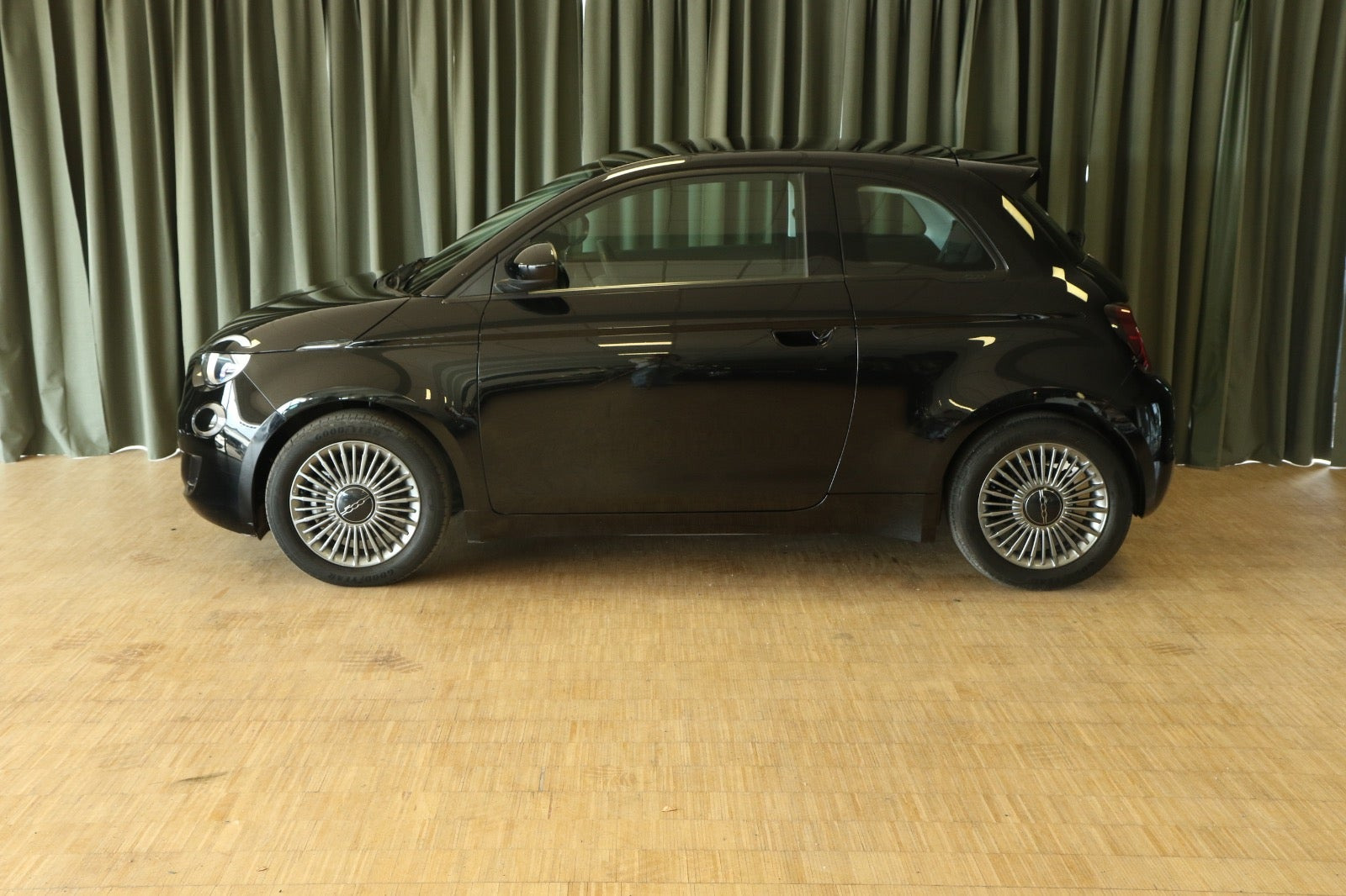 Sort Fiat 500e fra 2022