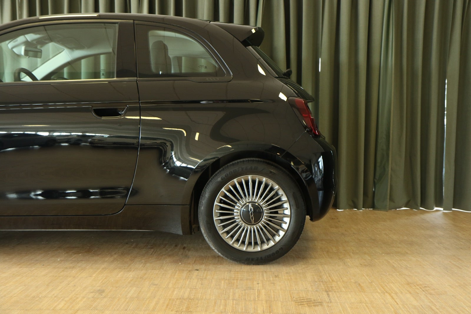 Sort Fiat 500e fra 2022