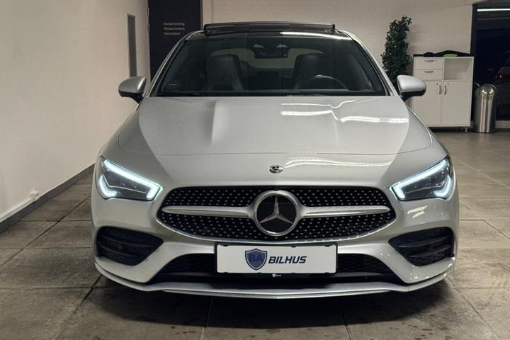 Sølv Mercedes CLA220 d fra 2020