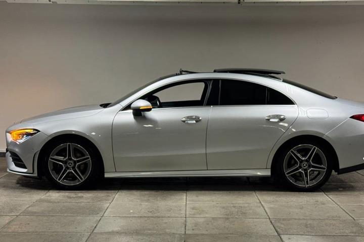 Sølv Mercedes CLA220 d fra 2020