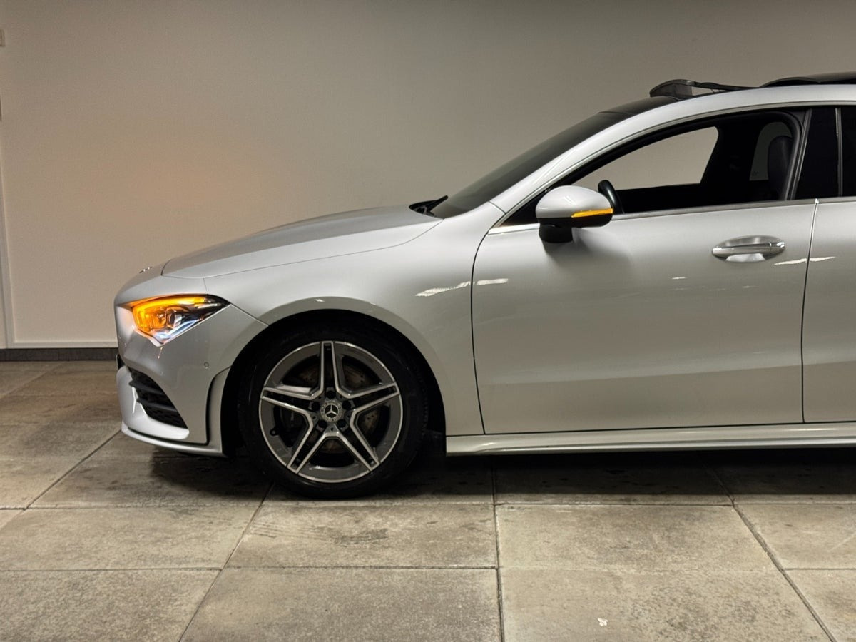 Sølv Mercedes CLA220 d fra 2020
