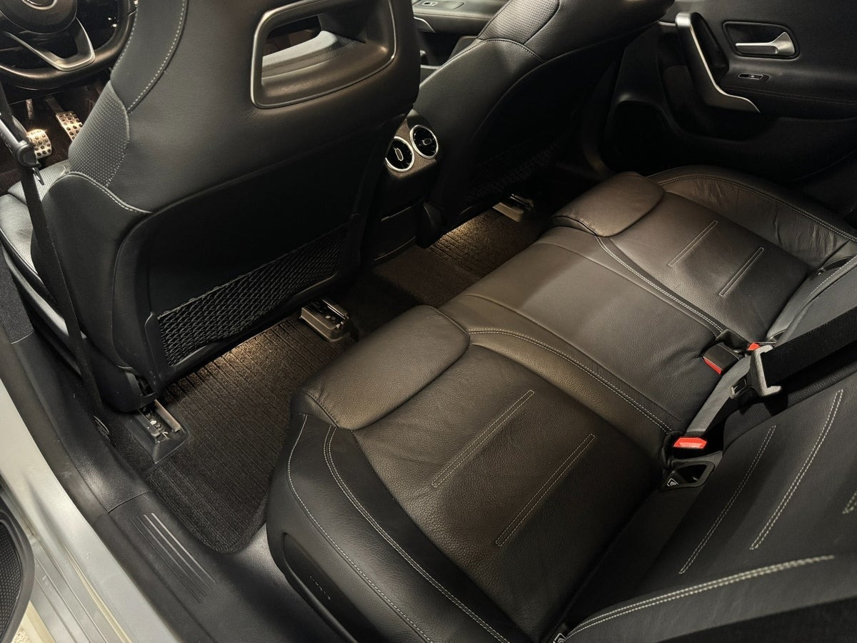 Sølv Mercedes CLA220 d fra 2020
