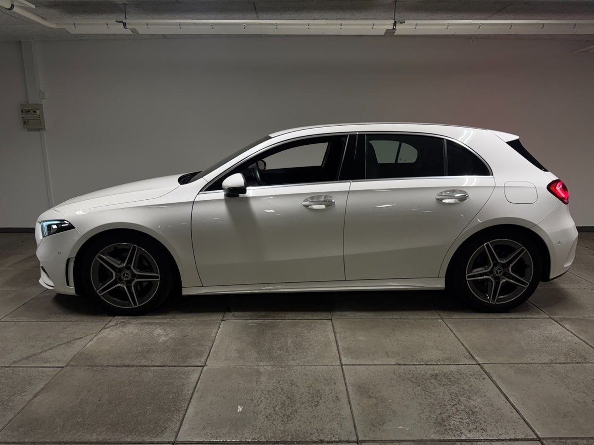 Hvid Mercedes A200 fra 2020
