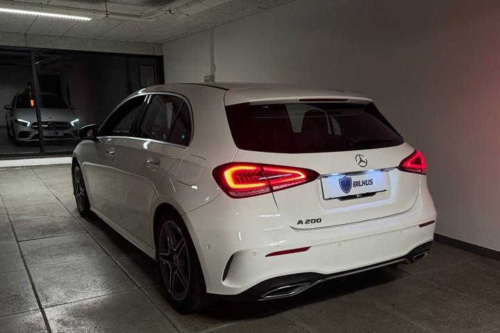 Hvid Mercedes A200 fra 2020