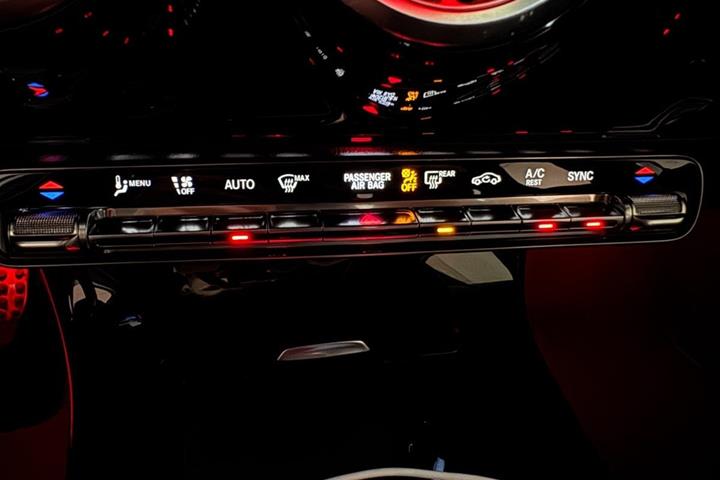Hvid Mercedes A200 fra 2020