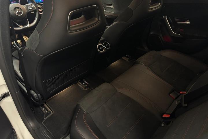Hvid Mercedes A200 fra 2020