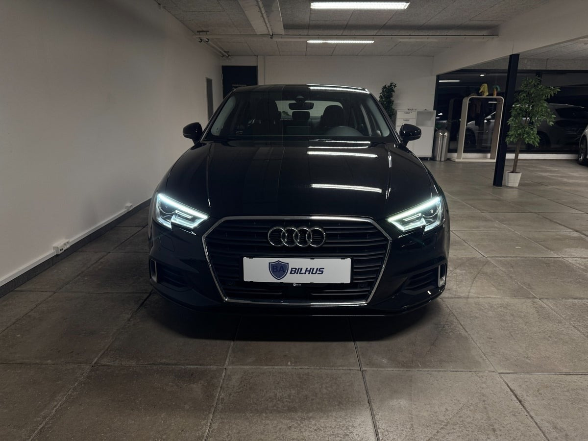 Sort Audi A3 fra 2018