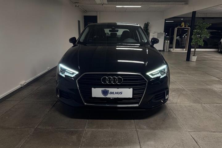 Sort Audi A3 fra 2018