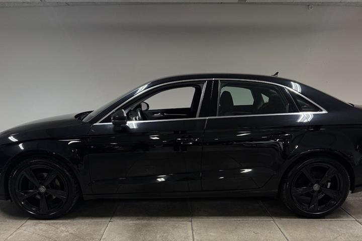 Sort Audi A3 fra 2018