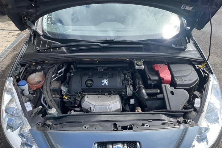 undefined Peugeot 308 fra 2008