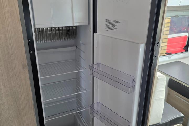 Hvid Chausson C 656 VIP fra 2020