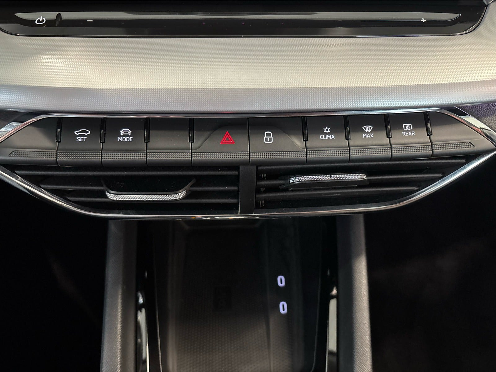 Hvid Skoda Octavia fra 2021