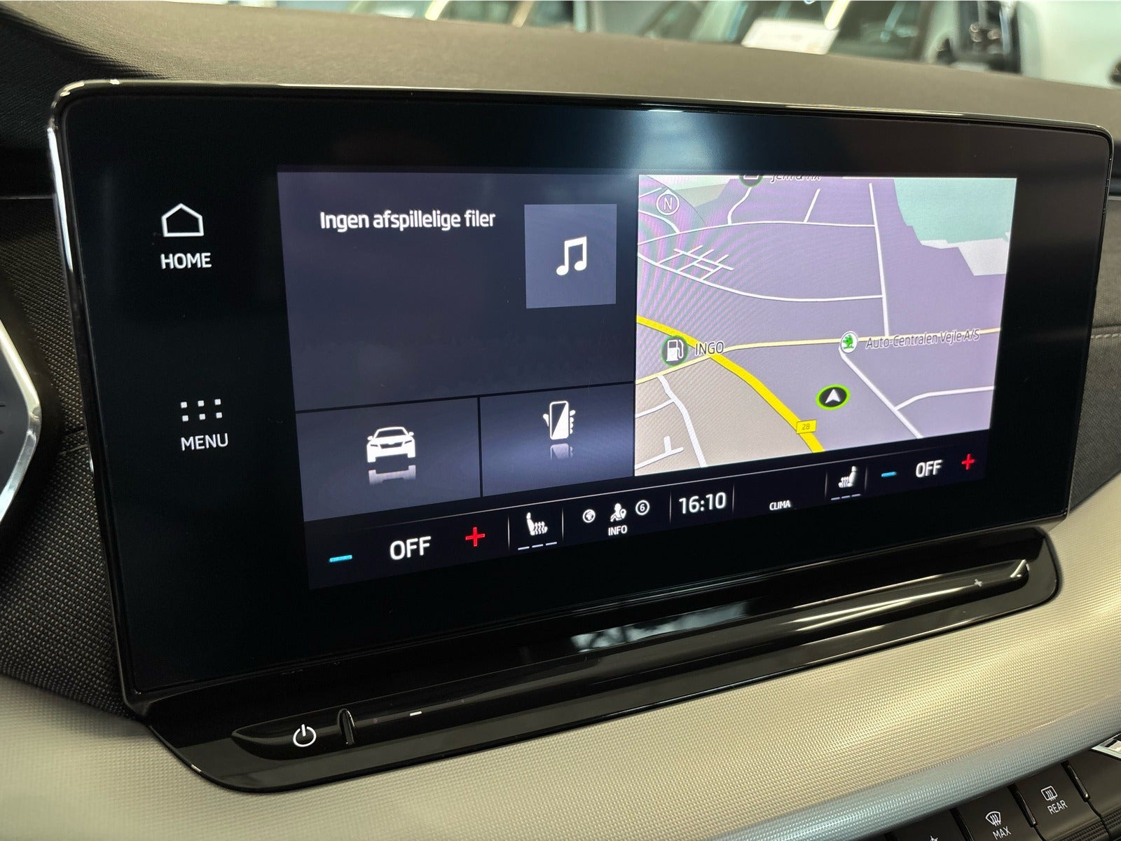 Hvid Skoda Octavia fra 2021