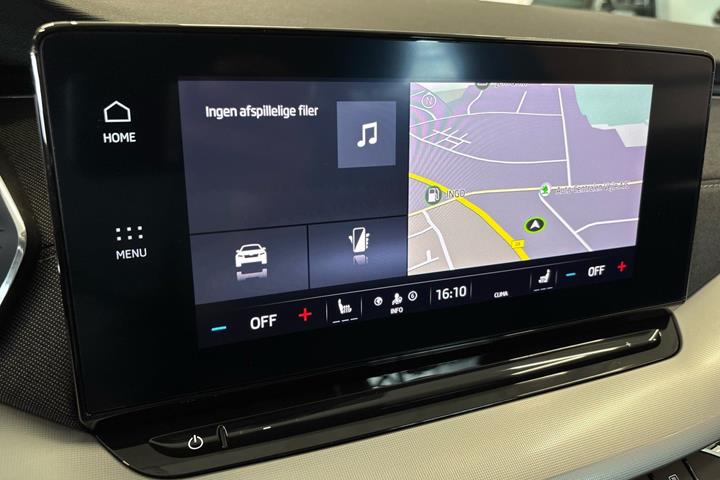 Hvid Skoda Octavia fra 2021