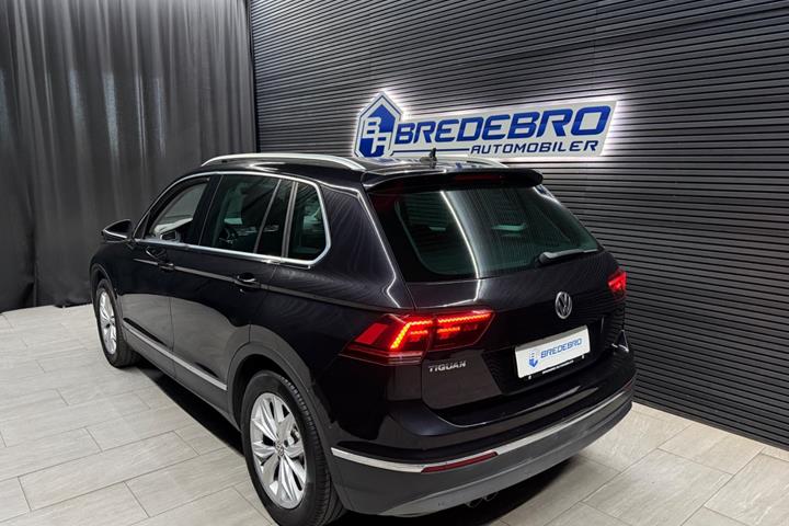 Sort VW Tiguan fra 2020