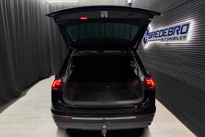 Sort VW Tiguan fra 2020