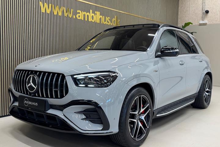 Grå Mercedes GLE53 fra 2025