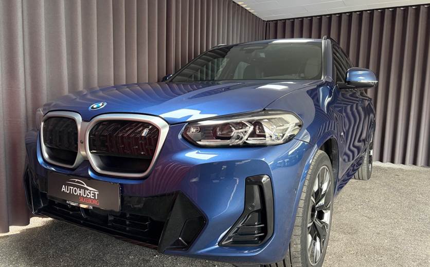 BMW iX3 Charged Plus M-Sport