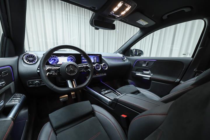 Sort Mercedes EQA250+ fra 2026