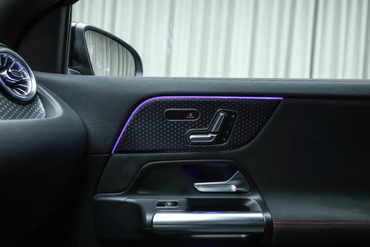 Sort Mercedes EQA250+ fra 2026