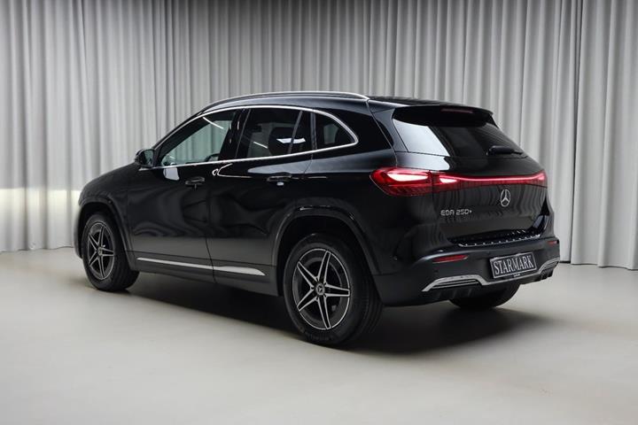 Sort Mercedes EQA250+ fra 2024
