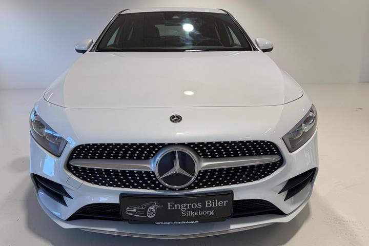 Hvid Mercedes A200 fra 2020