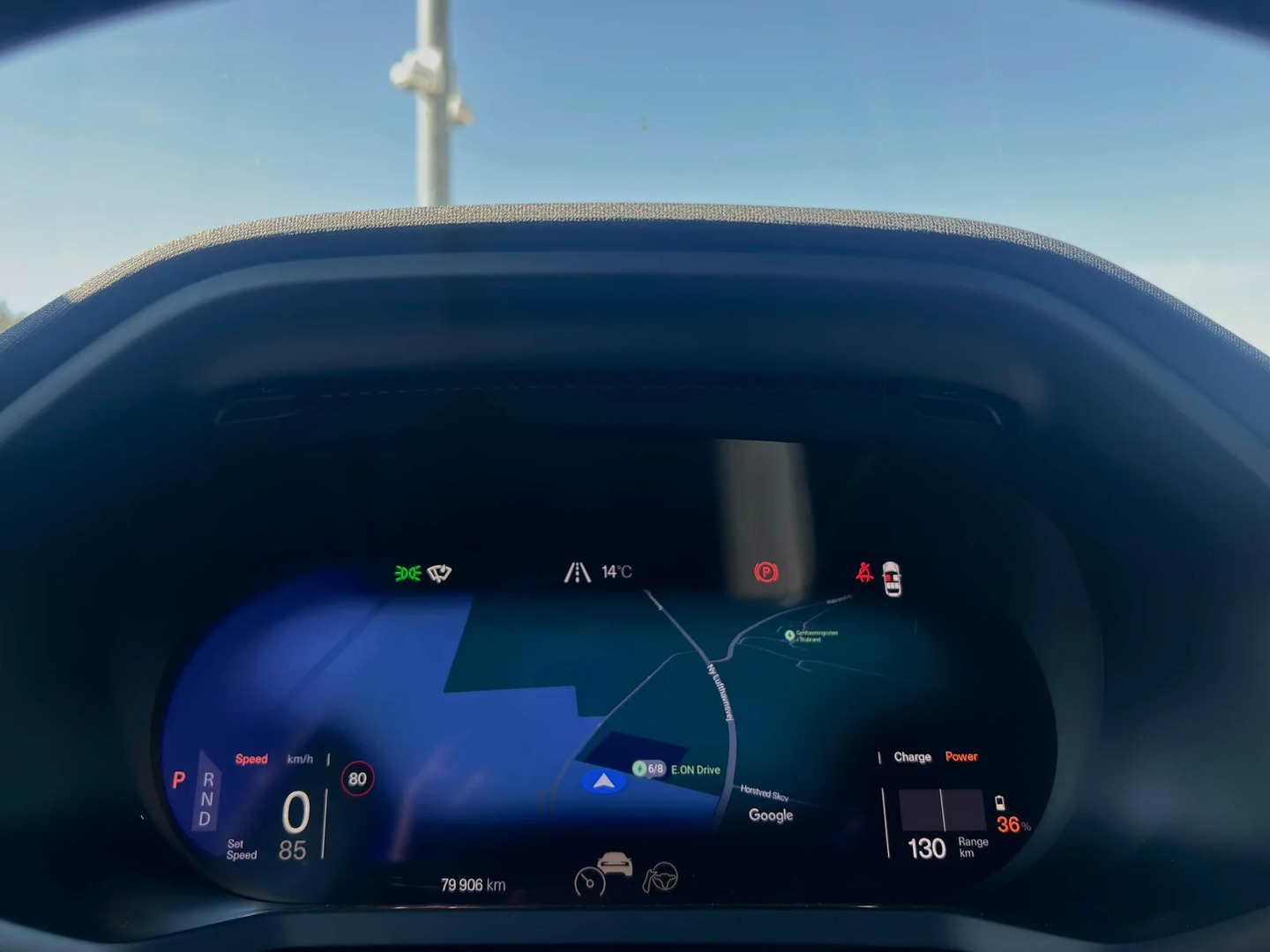 Hvid Polestar 2 fra 2023
