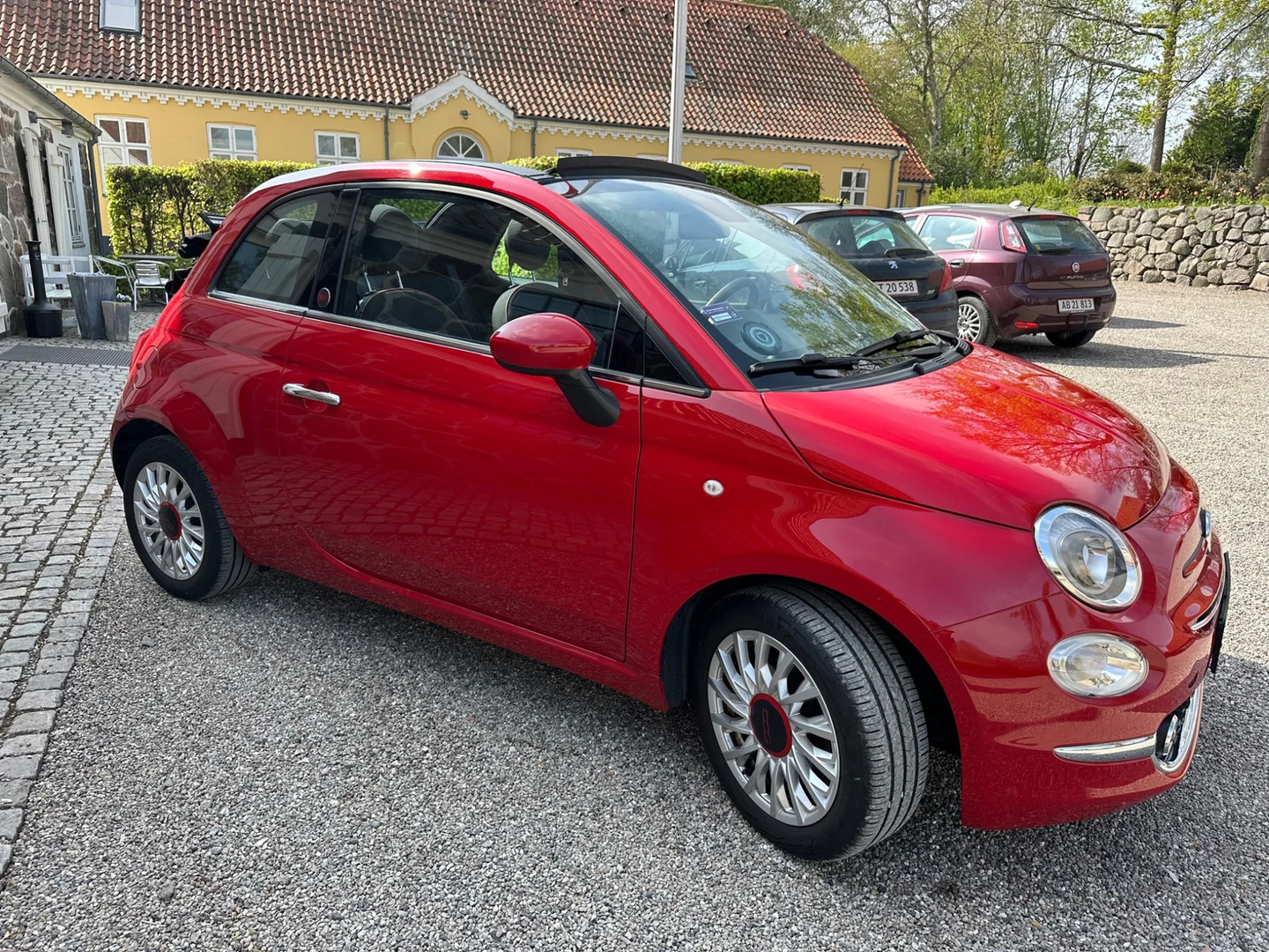Fiat 500C 1,0 Hybrid (RED)