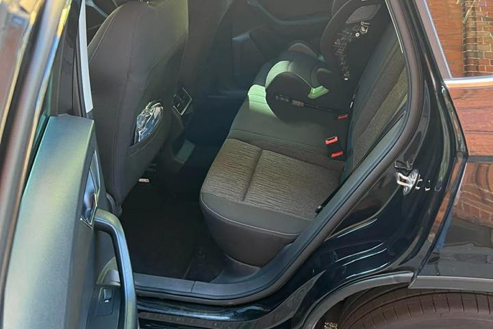 Sort Skoda Karoq fra 2021