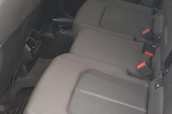 Grå Audi Q3 fra 2020
