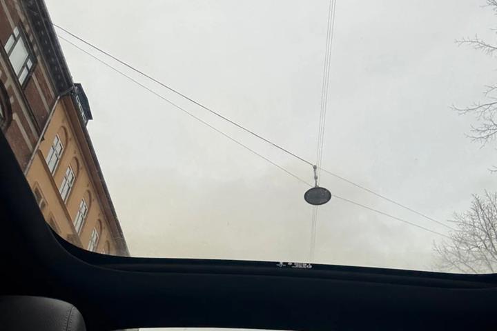 Sort Mercedes E220 d fra 2019