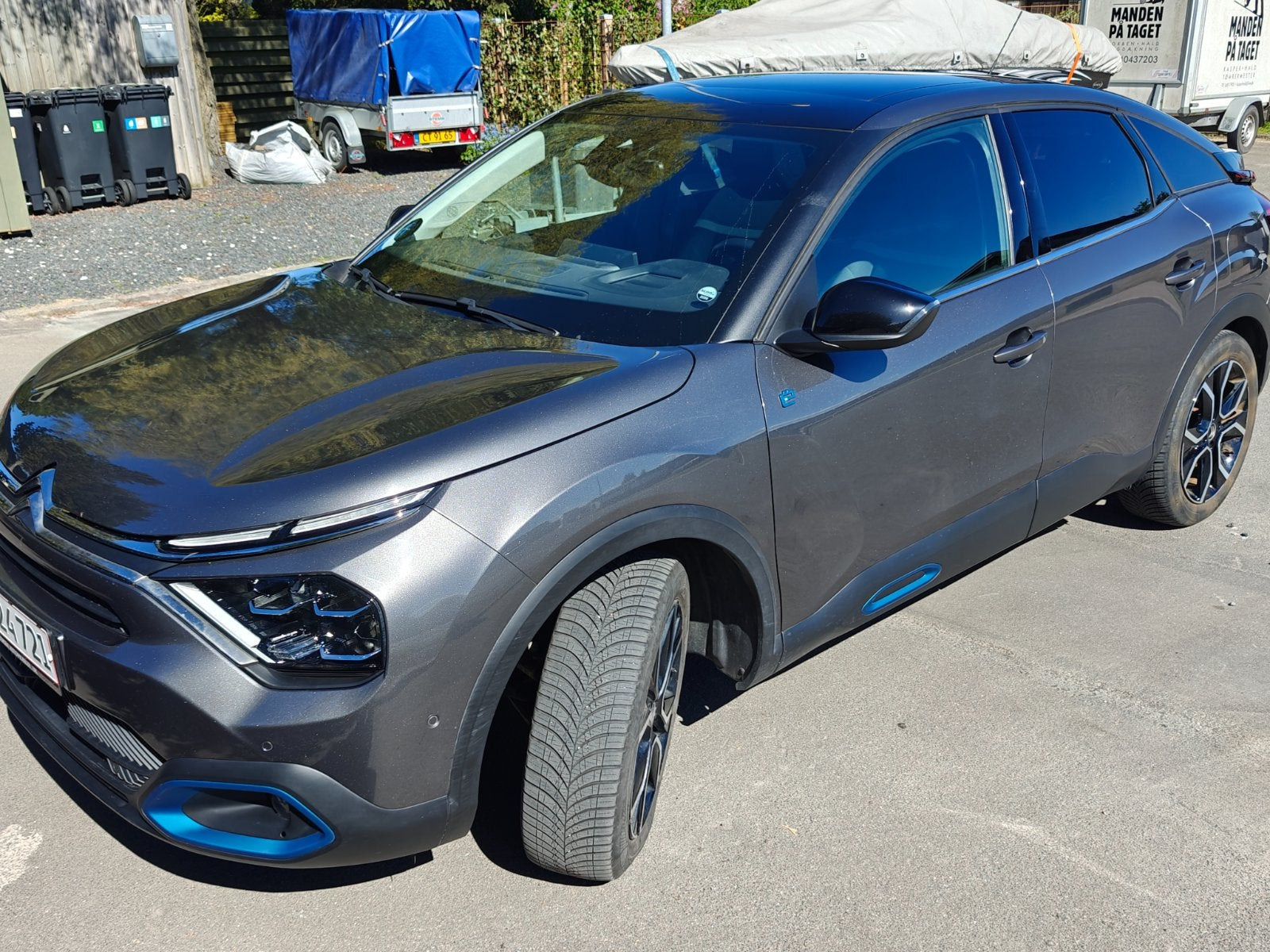 Grå Citroën ë-C4 fra 2022