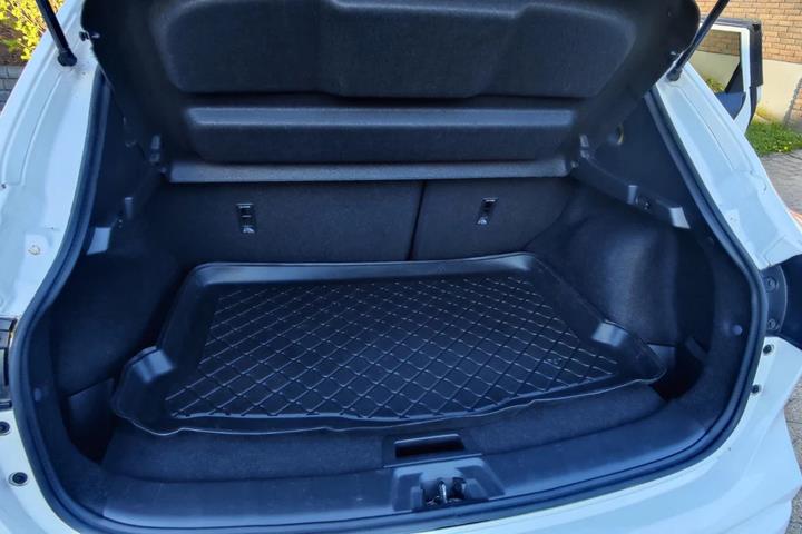 Hvid Nissan Qashqai fra 2020