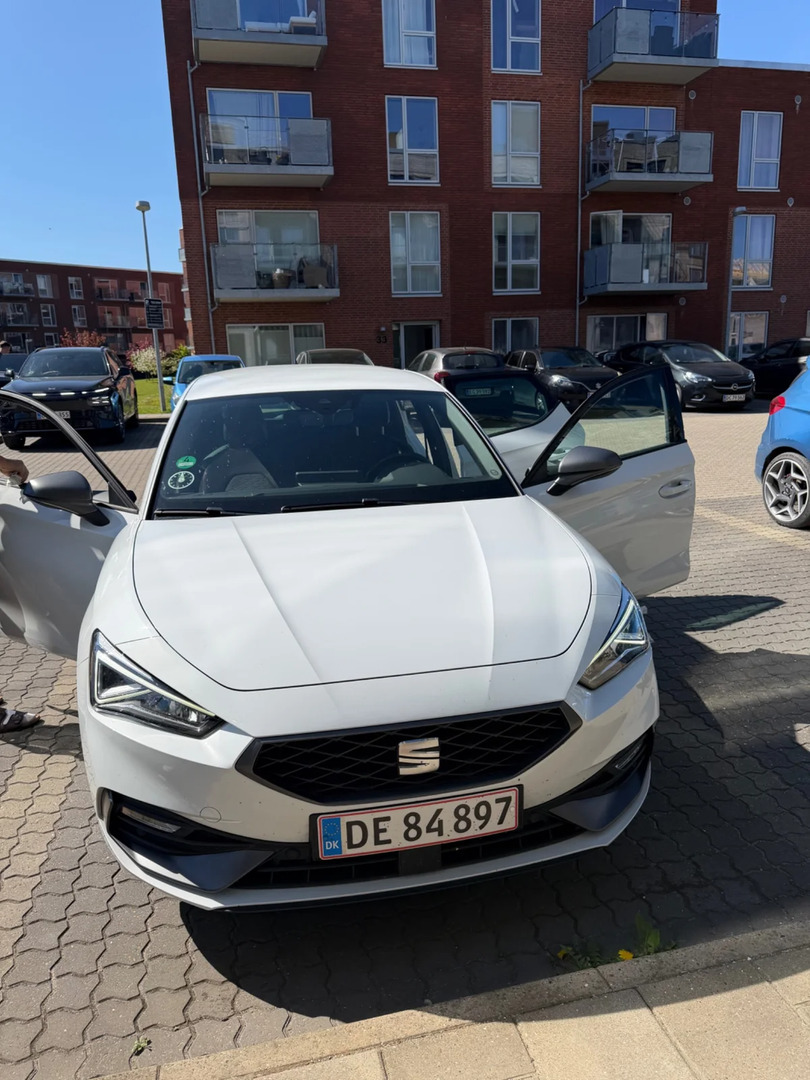 Hvid Seat Leon fra 2020