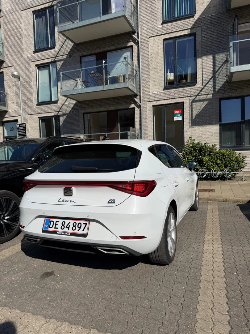 Hvid Seat Leon fra 2020