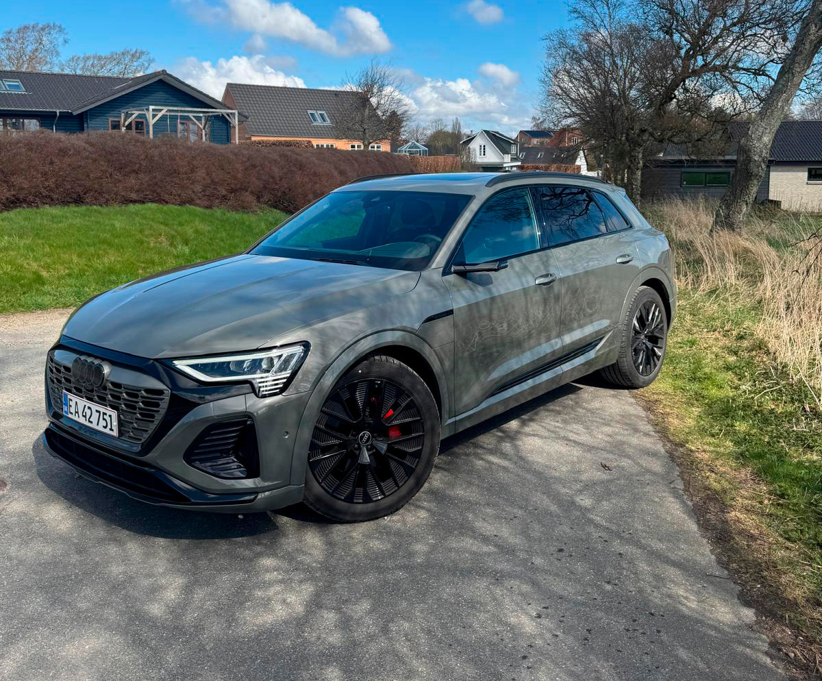 Audi Q8 e-tron 55 S-line quattro