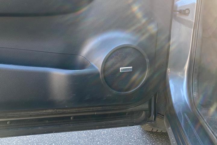 Grå Nissan Qashqai fra 2018
