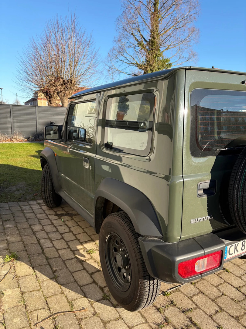 Grøn Suzuki Jimny fra 2019