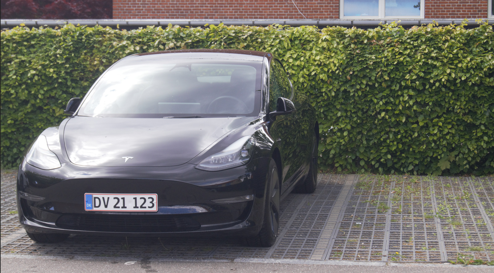 Sort Tesla Model 3 fra 2023