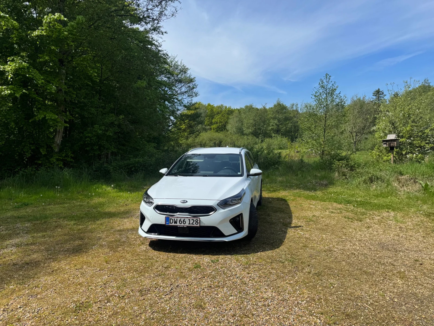 Hvid Kia Ceed fra 2021