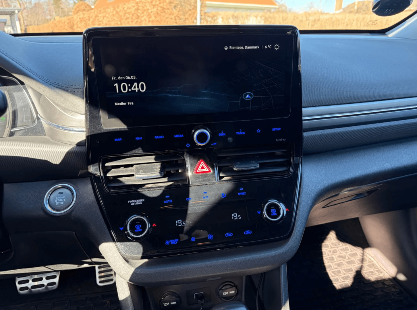 Hvid Hyundai Ioniq fra 2021