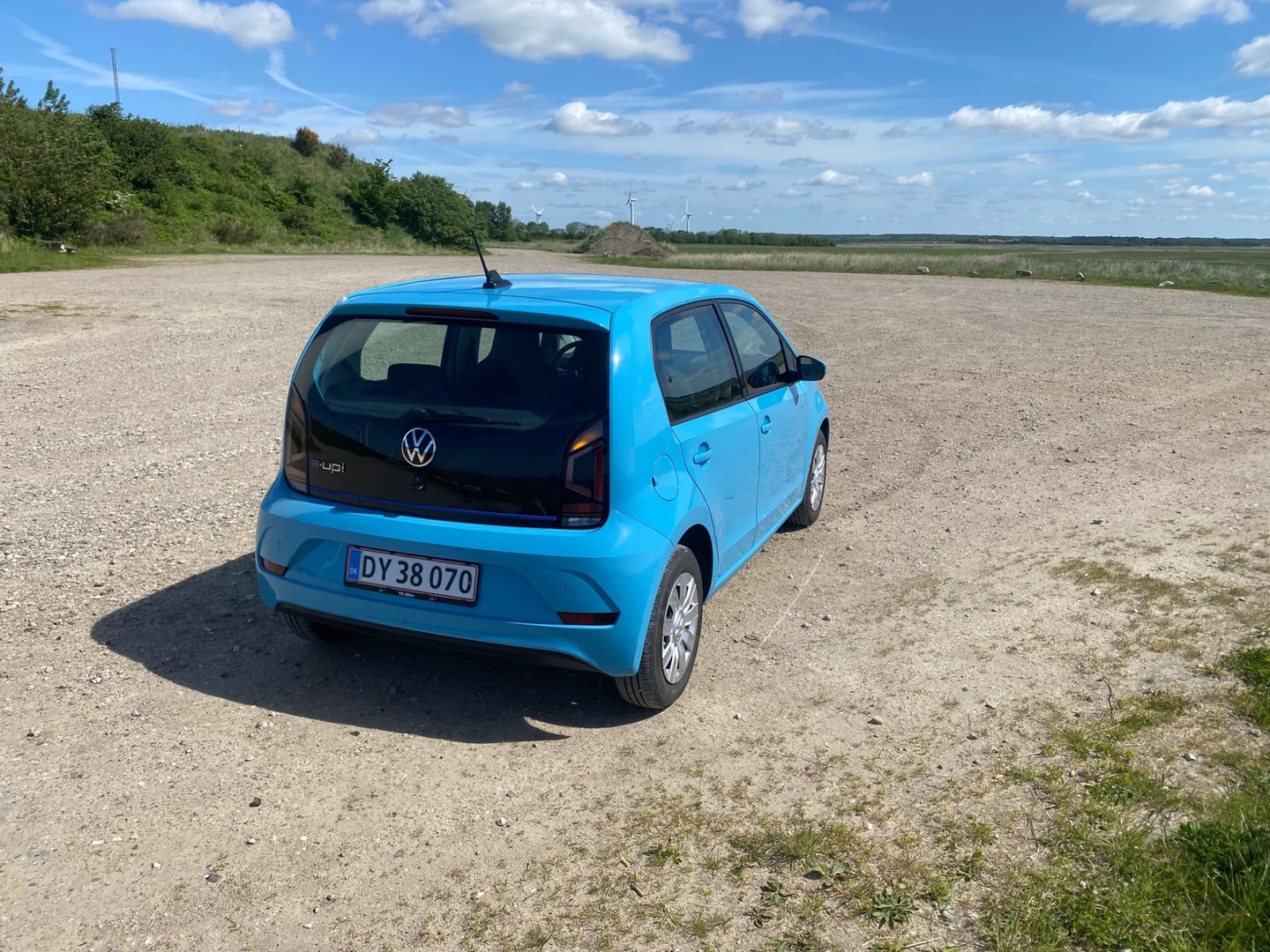 Blå VW E-UP! fra 2020