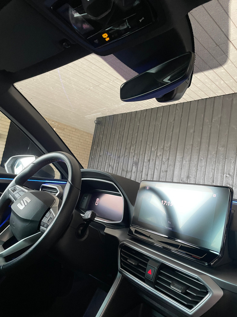 Grå Seat Leon fra 2020