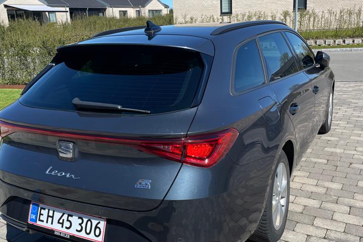 Grå Seat Leon fra 2020